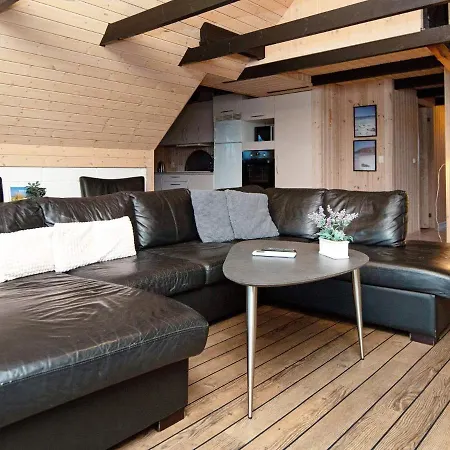 8 Person In Ringk Bing By Traum Klegod