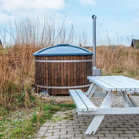 8 Person In Ringk Bing By Traum Vakantiehuis Klegod
